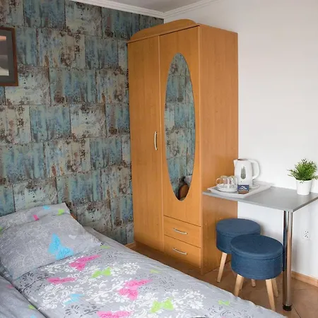 Emilia I Julia וובה